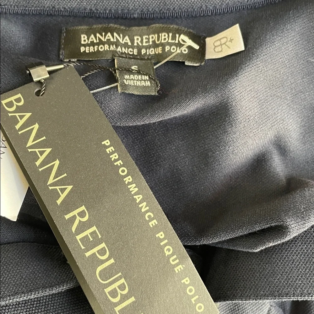 Banana Republic Navy Performance Don’t Sweat it Polo Shirt